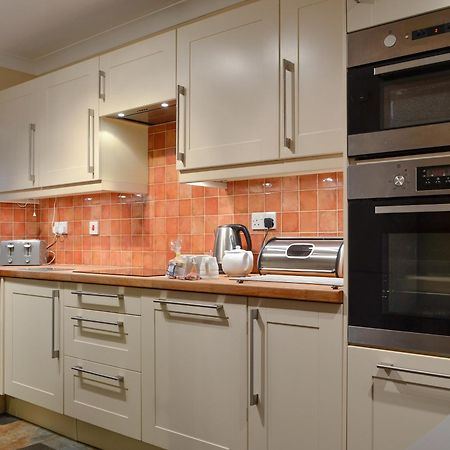 Three Rivers Cottage Pontneddfechan Εξωτερικό φωτογραφία