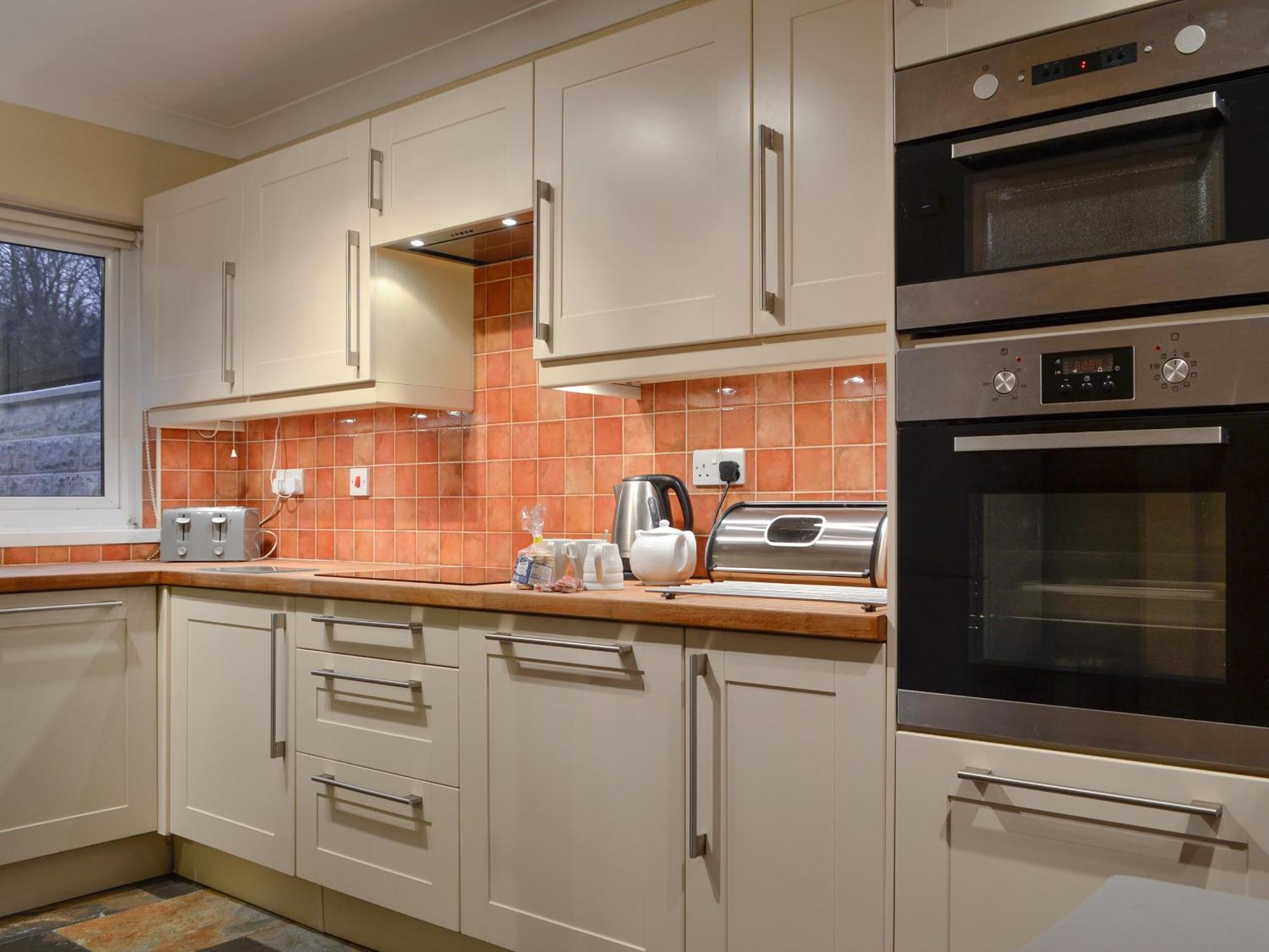 Three Rivers Cottage Pontneddfechan Εξωτερικό φωτογραφία
