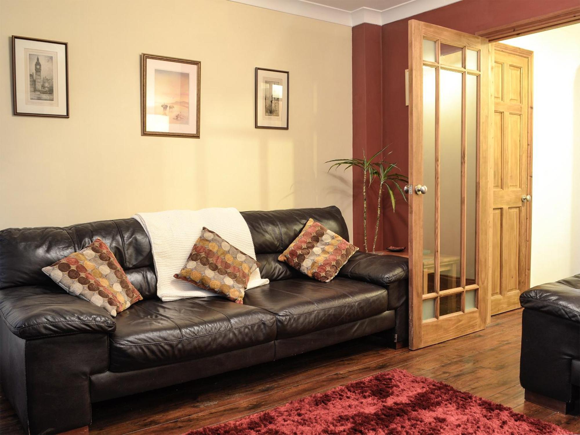 Three Rivers Cottage Pontneddfechan Εξωτερικό φωτογραφία